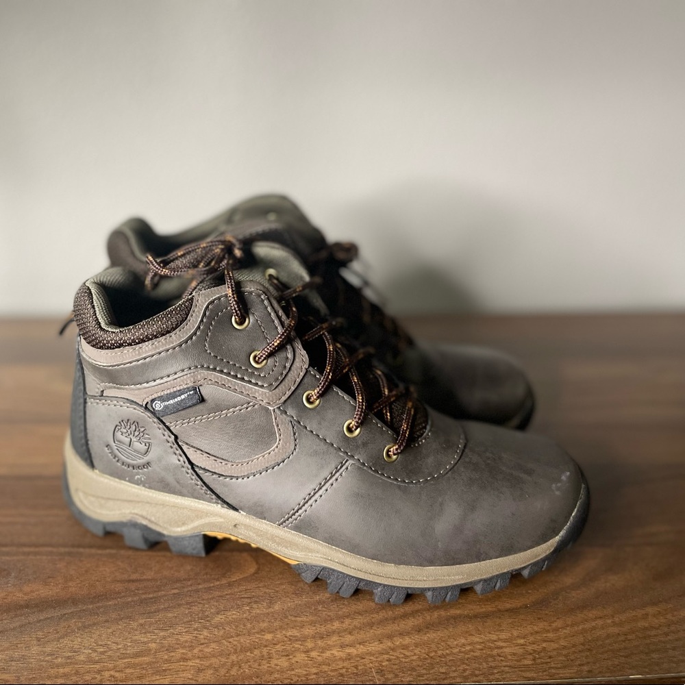 Timberland boots boys size 5y